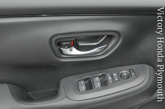 new 2025 Honda HR-V car, priced at $28,705
