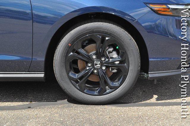 new 2025 Honda Accord car, priced at $31,524