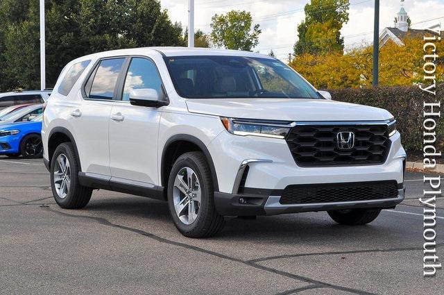 new 2025 Honda Pilot car, priced at $47,550