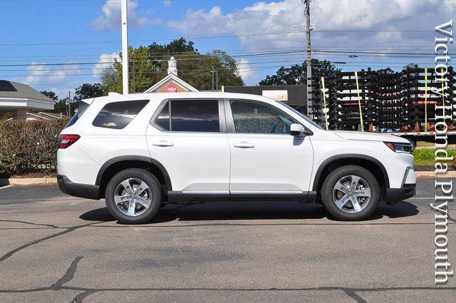 new 2025 Honda Pilot car, priced at $47,550