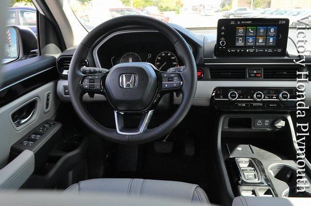 new 2025 Honda Pilot car, priced at $47,550