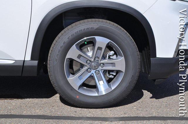 new 2025 Honda Pilot car, priced at $47,550