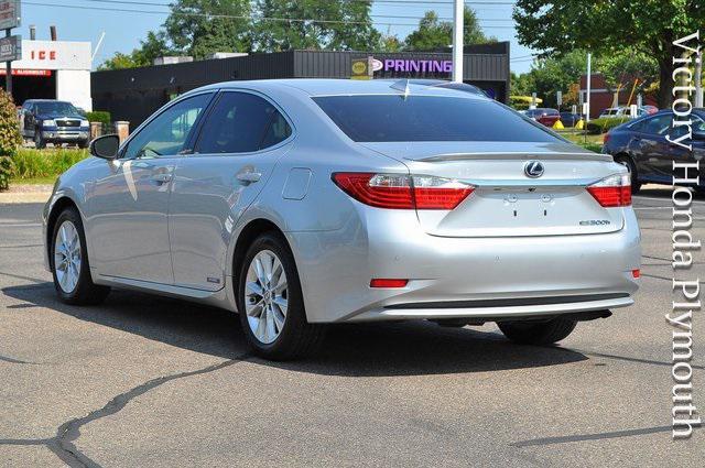 used 2015 Lexus ES 300h car, priced at $15,600