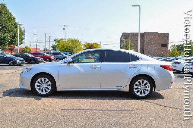 used 2015 Lexus ES 300h car, priced at $15,600