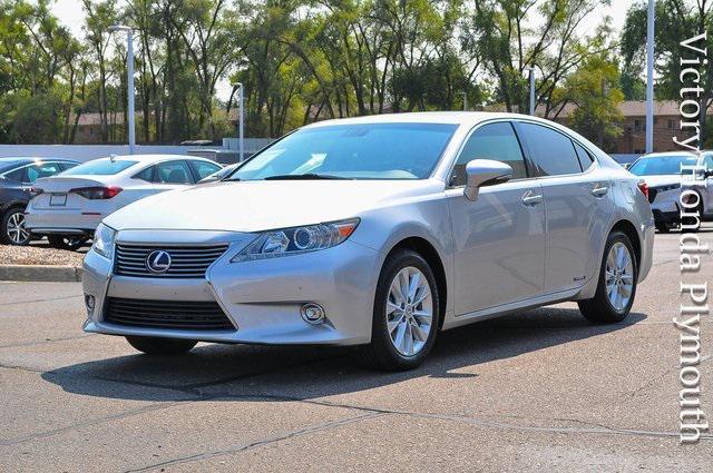 used 2015 Lexus ES 300h car, priced at $15,600