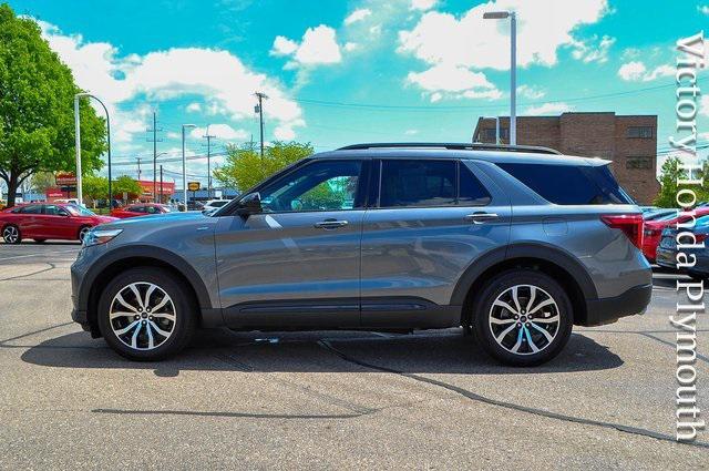 used 2022 Ford Explorer car, priced at $28,399