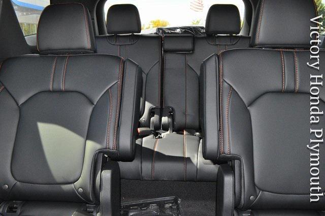 new 2025 Honda Pilot car, priced at $50,895
