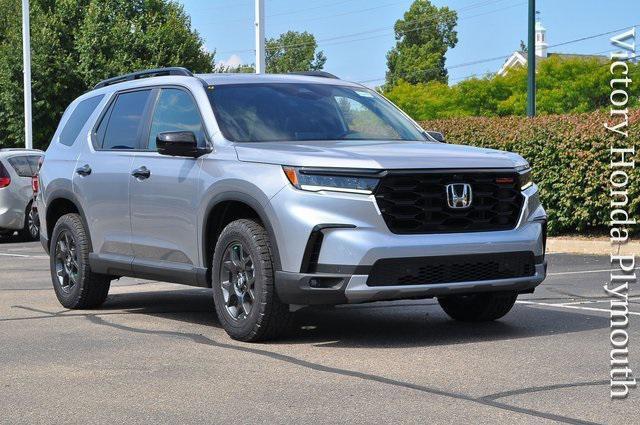 new 2025 Honda Pilot car, priced at $50,495