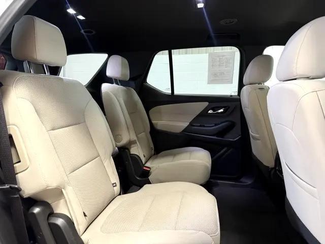 used 2022 Chevrolet Traverse car, priced at $26,995