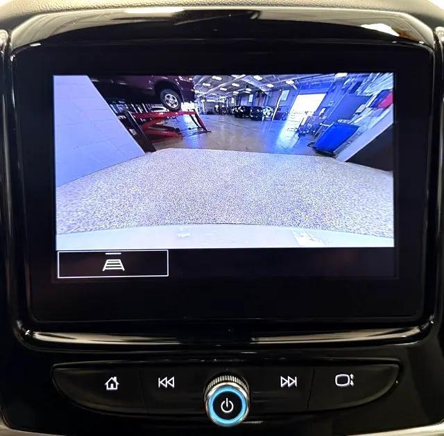 used 2022 Chevrolet Traverse car, priced at $26,995