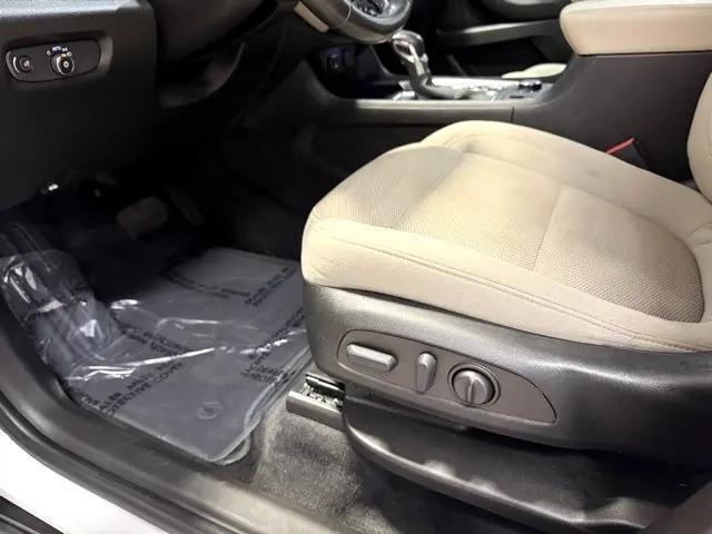 used 2022 Chevrolet Traverse car, priced at $26,995