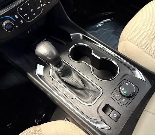 used 2022 Chevrolet Traverse car, priced at $26,995