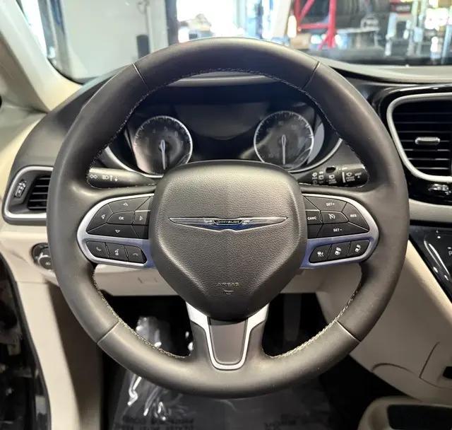 used 2022 Chrysler Pacifica car, priced at $23,995