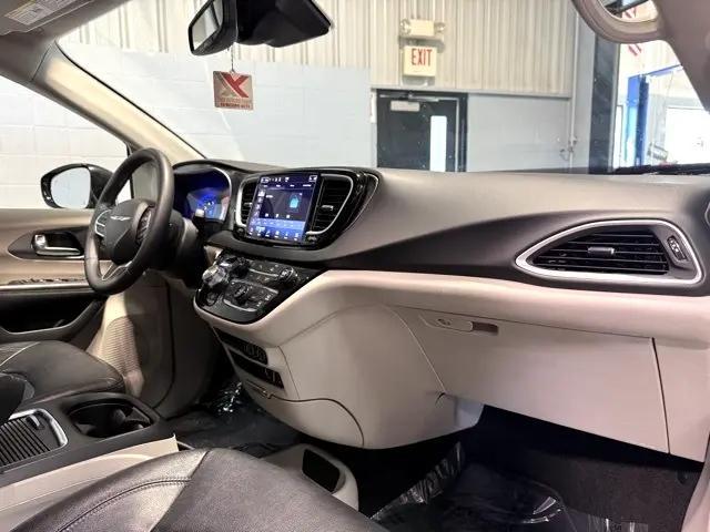used 2022 Chrysler Pacifica car, priced at $23,995