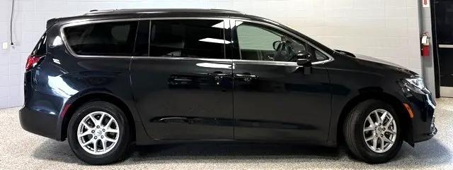 used 2022 Chrysler Pacifica car, priced at $23,995