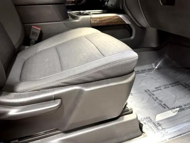 used 2021 GMC Sierra 1500 car, priced at $31,995
