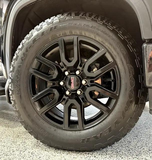 used 2021 GMC Sierra 1500 car, priced at $36,995