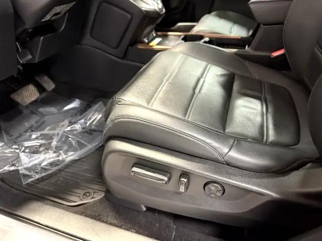 used 2022 Honda CR-V car, priced at $30,995