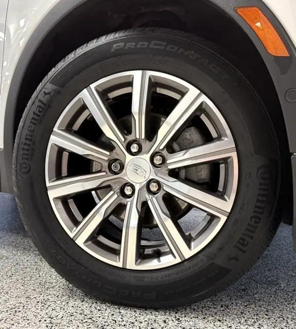 used 2023 Cadillac XT4 car, priced at $30,865
