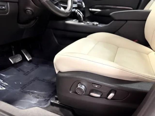 used 2023 Cadillac XT4 car, priced at $30,865