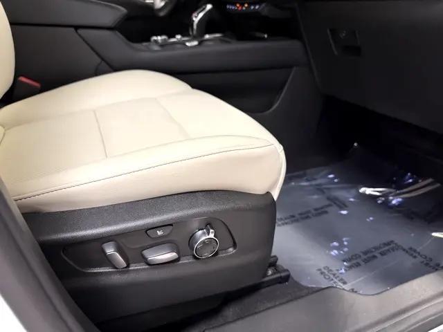 used 2023 Cadillac XT4 car, priced at $30,865