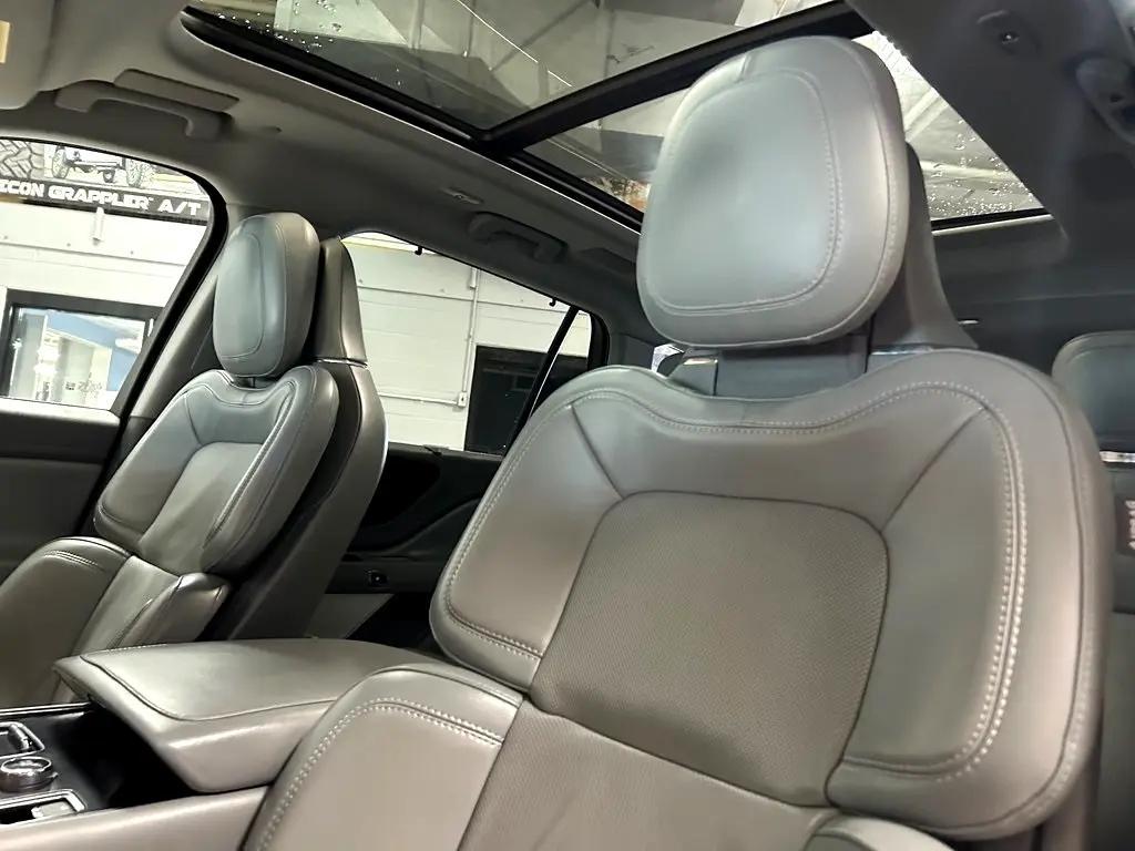 used 2020 Lincoln Aviator car, priced at $29,995
