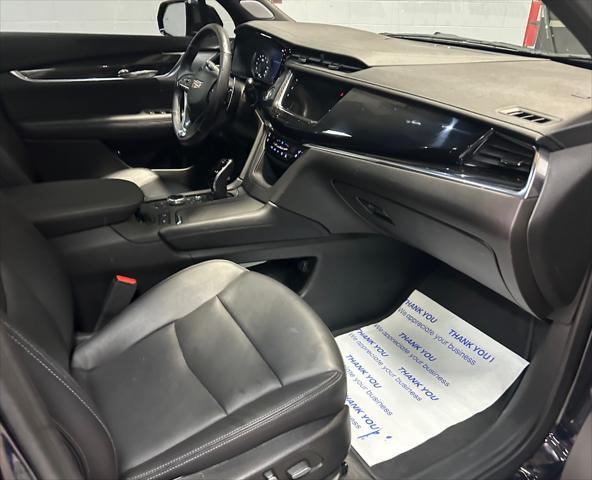 used 2022 Cadillac XT6 car