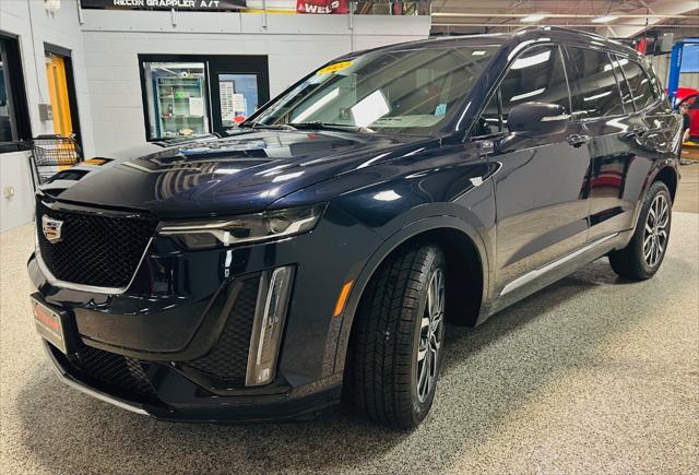 used 2022 Cadillac XT6 car