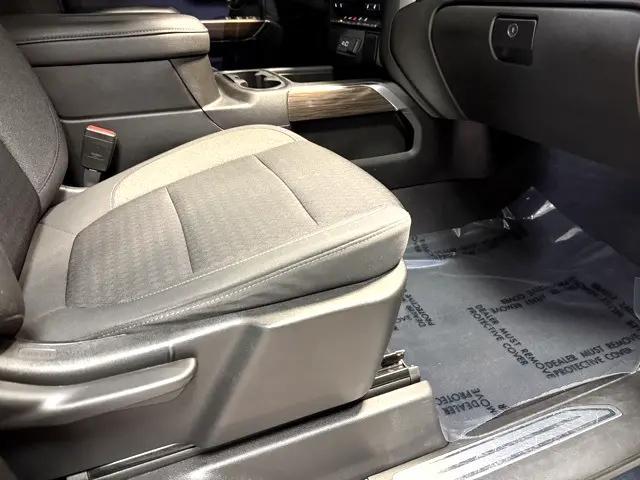 used 2021 Chevrolet Silverado 1500 car, priced at $34,625