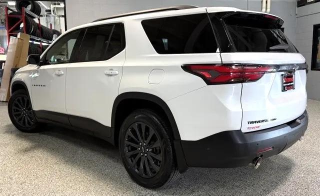 used 2022 Chevrolet Traverse car, priced at $30,995