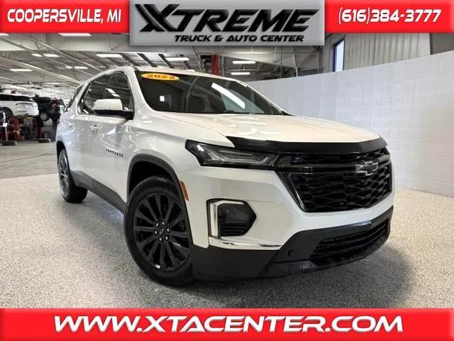 used 2022 Chevrolet Traverse car, priced at $30,995