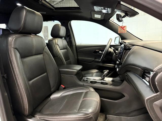 used 2022 Chevrolet Traverse car, priced at $30,995