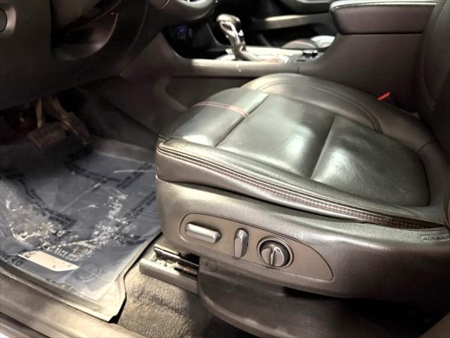 used 2022 Chevrolet Traverse car, priced at $30,995