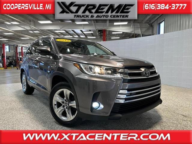 used 2019 Toyota Highlander car, priced at $24,995