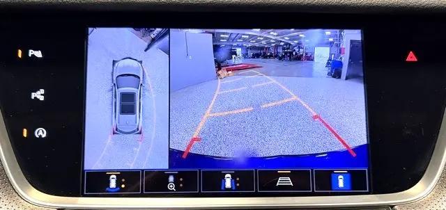 used 2023 Cadillac XT5 car, priced at $33,625