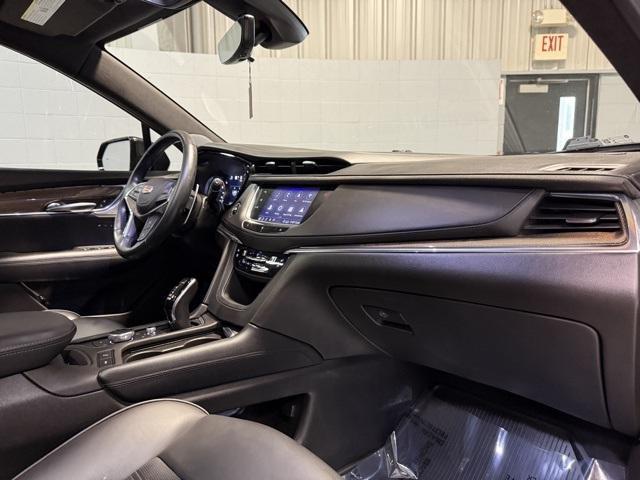 used 2020 Cadillac XT5 car, priced at $30,995
