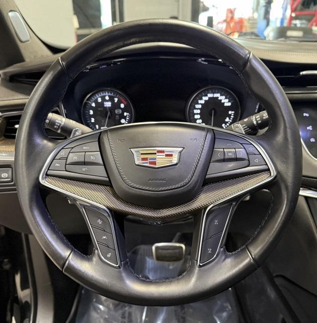 used 2020 Cadillac XT5 car, priced at $30,995