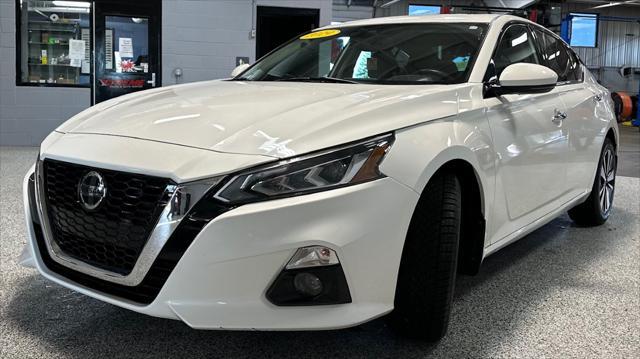 used 2019 Nissan Altima car, priced at $19,995