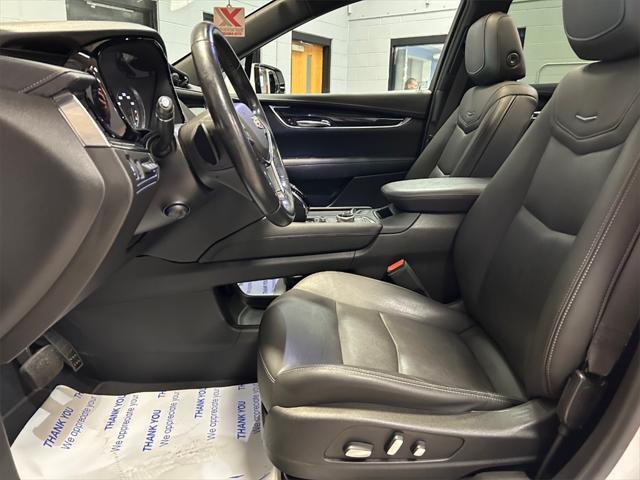 used 2021 Cadillac XT5 car, priced at $27,995