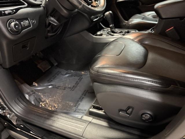 used 2020 Jeep Cherokee car, priced at $15,995