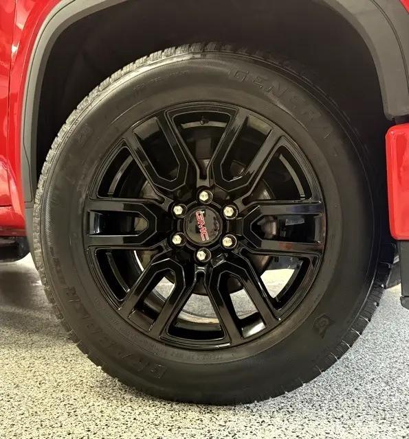 used 2021 GMC Sierra 1500 car, priced at $35,945