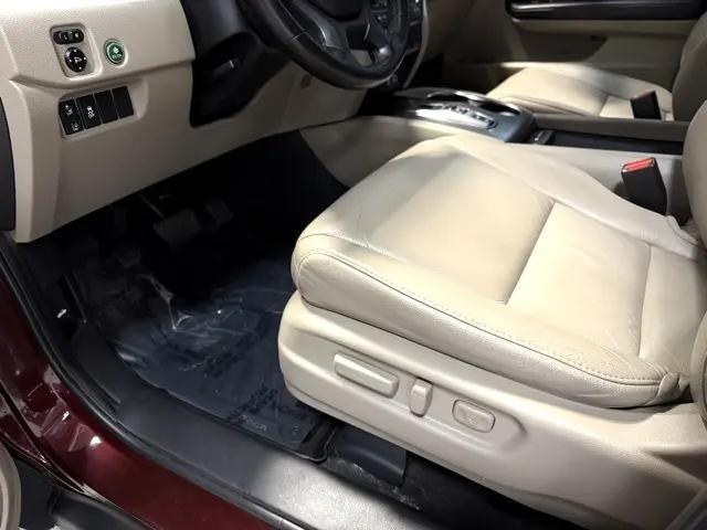 used 2021 Honda Pilot car, priced at $25,995