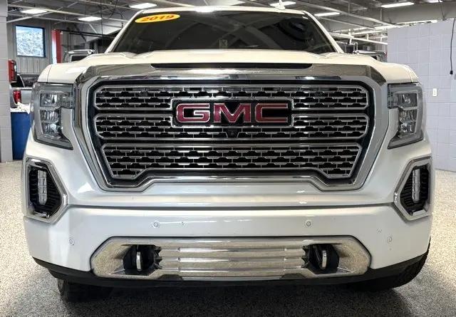 used 2019 GMC Sierra 1500 car, priced at $31,995