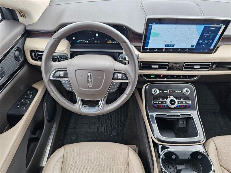 used 2022 Lincoln Nautilus car, priced at $39,937