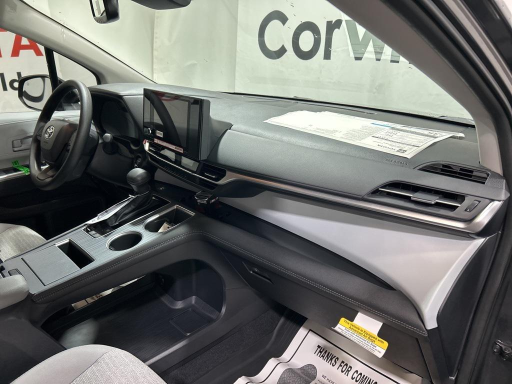 new 2025 Toyota Sienna car, priced at $45,305