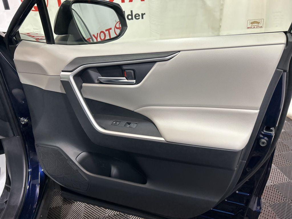new 2025 Toyota RAV4 car, priced at $40,614