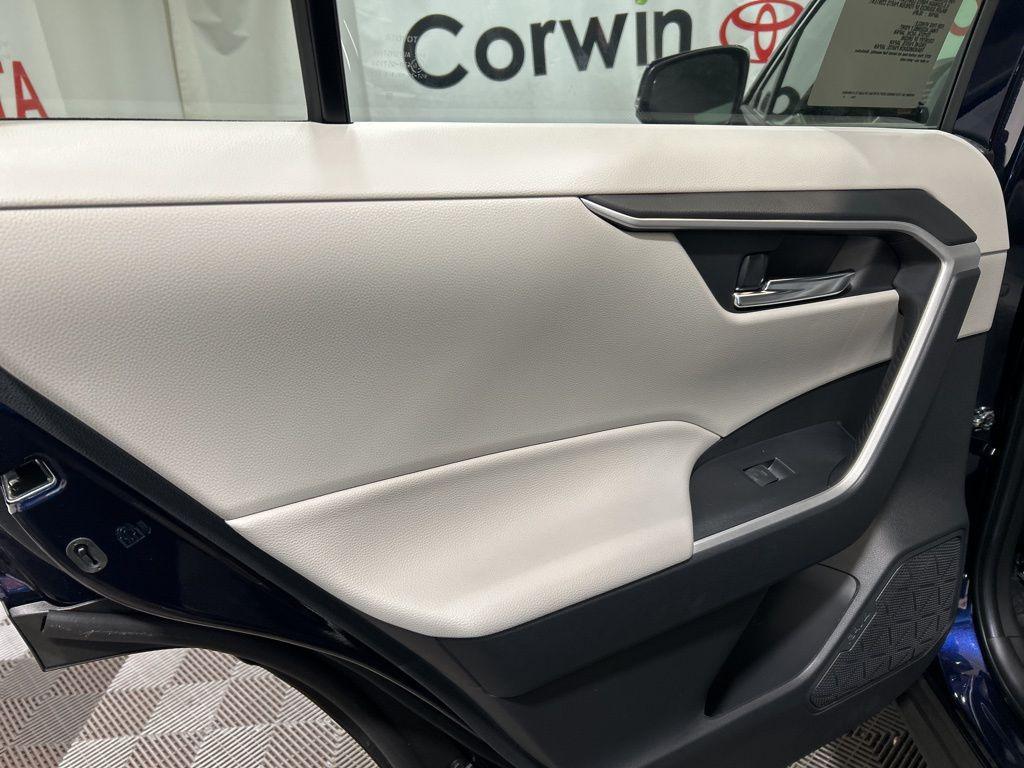 new 2025 Toyota RAV4 car, priced at $40,614