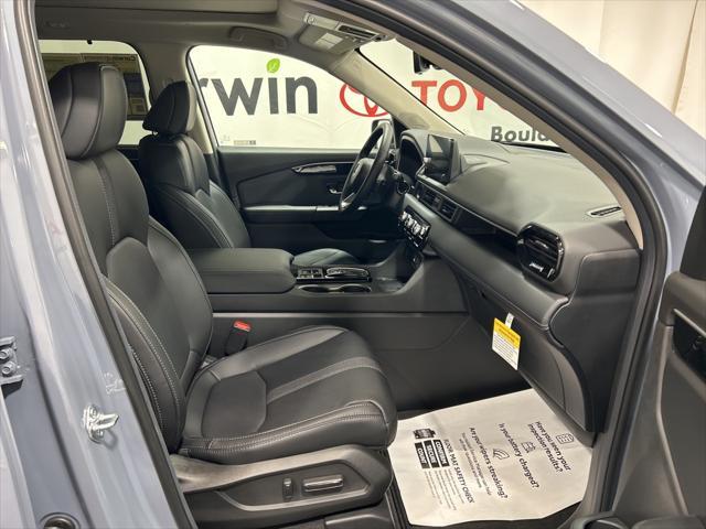 used 2025 Honda Pilot car, priced at $49,500