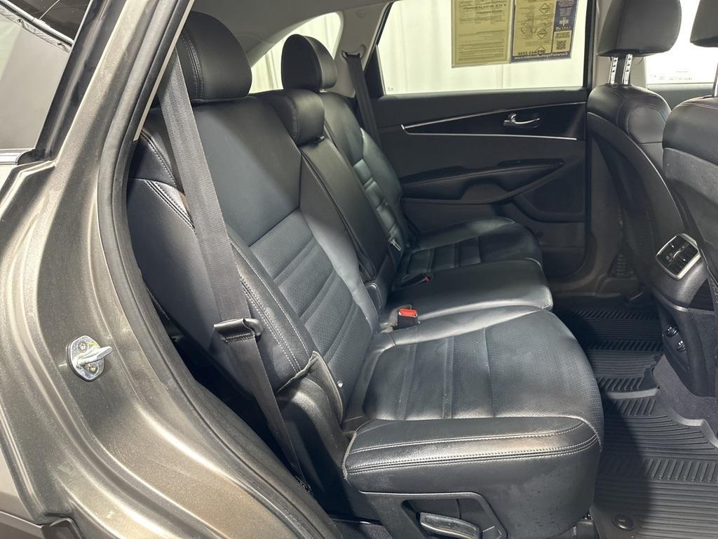 used 2019 Kia Sorento car, priced at $15,300