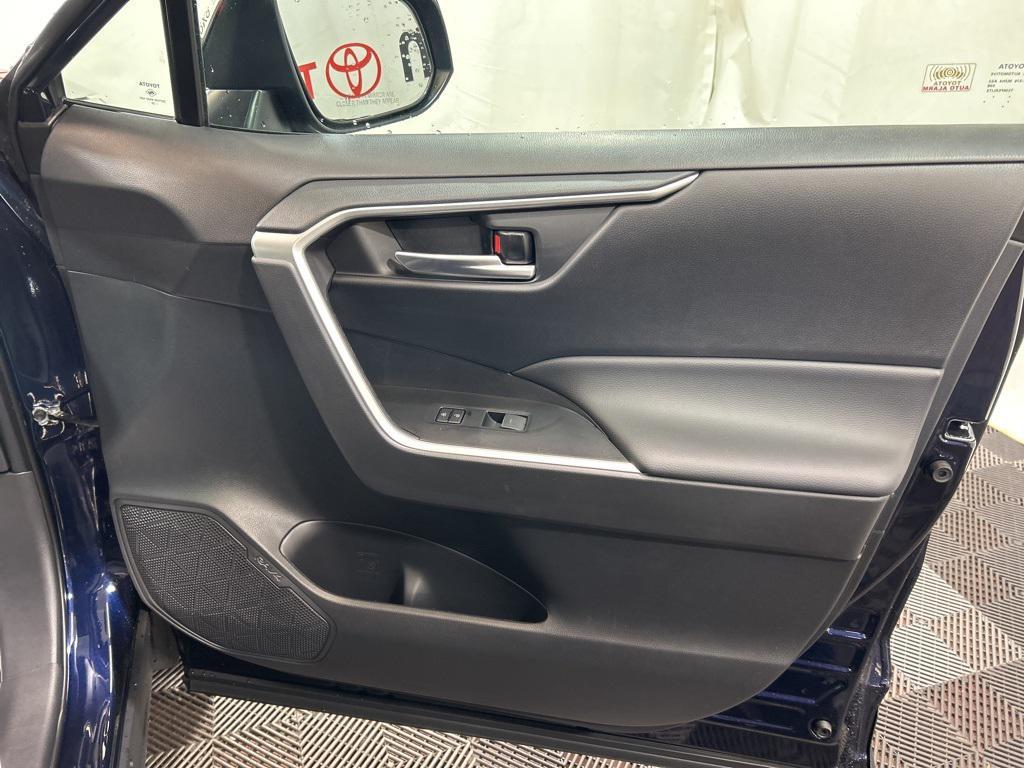 new 2025 Toyota RAV4 car, priced at $39,863